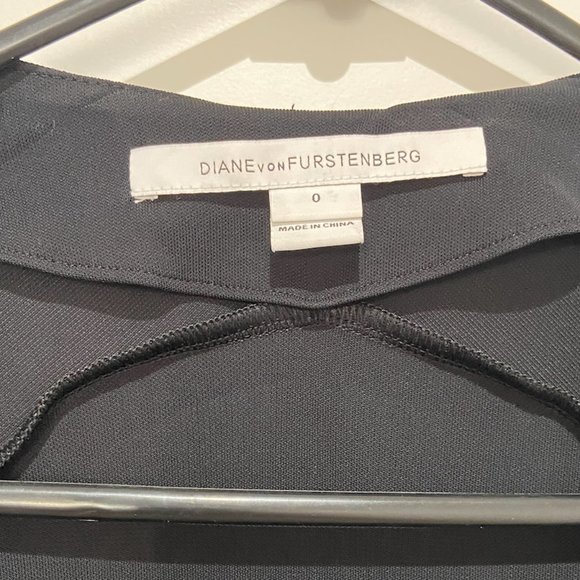 DVF Black and Leopard Print Wrap Dress Size 0 - Picture 4 of 8